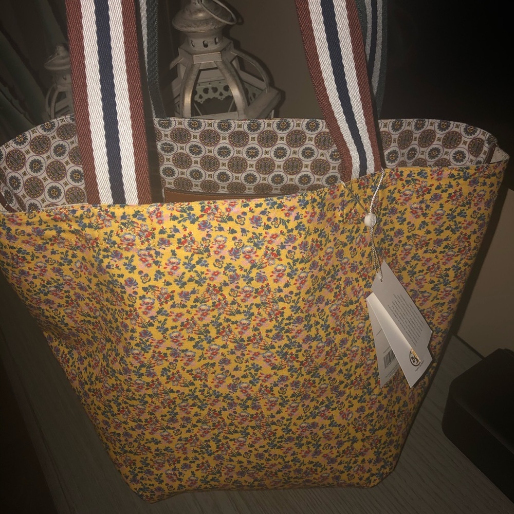 NEW!! Tory Burch Gracie Tote - Picture 6 of 6